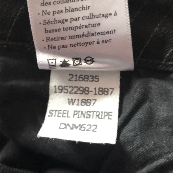 Paige Olga Steel Pinstripe Skinny Jeans size 28 - Picture 9 of 12